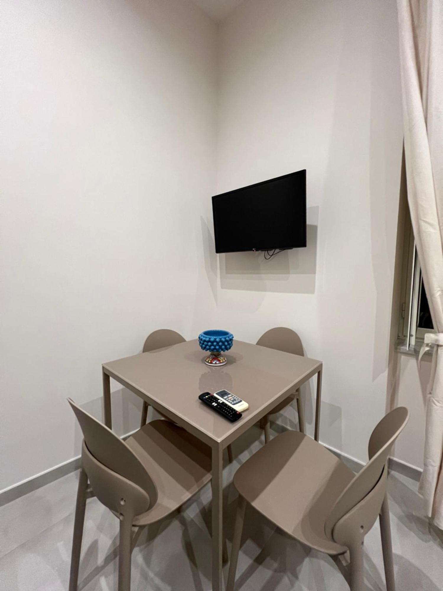 Ninetta A Toledo Apartment เนเปิลส์ ภายนอก รูปภาพ